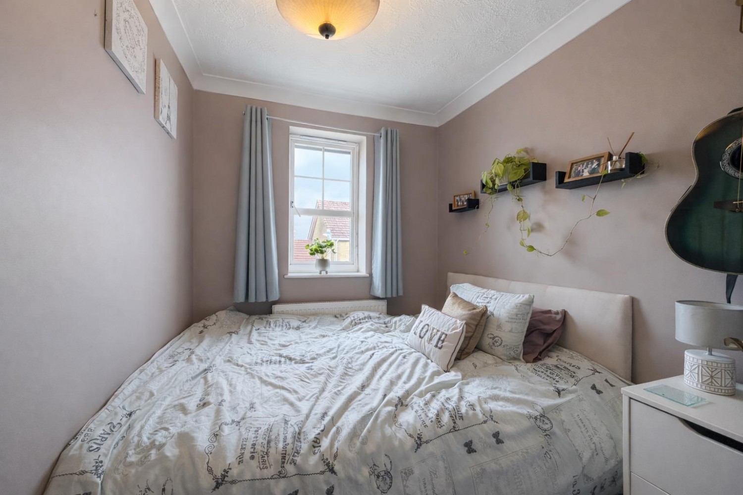 Dove Close, Kingsnorth, Ashford