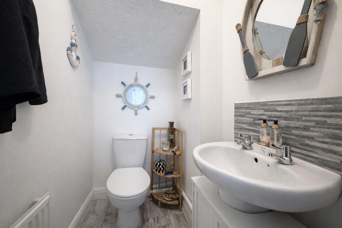 Dove Close, Kingsnorth, Ashford