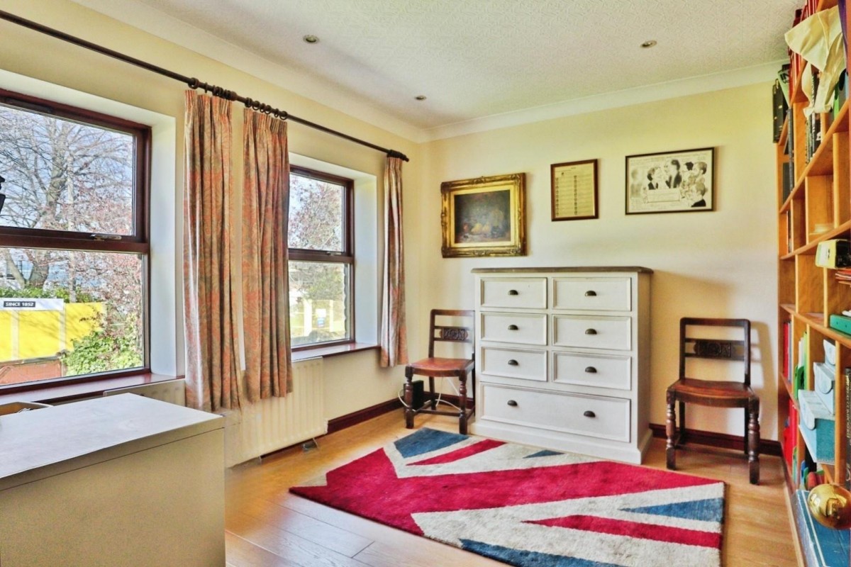 Hough Top, Pudsey, LS13 4QW