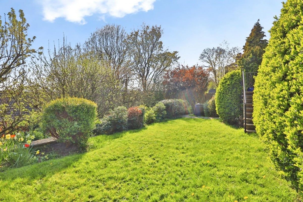 Hough Top, Pudsey, LS13 4QW