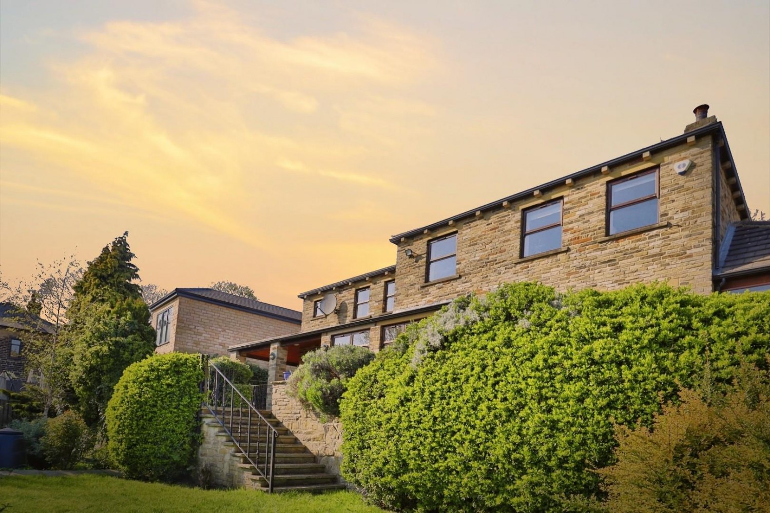 Hough Top, Pudsey, LS13 4QW