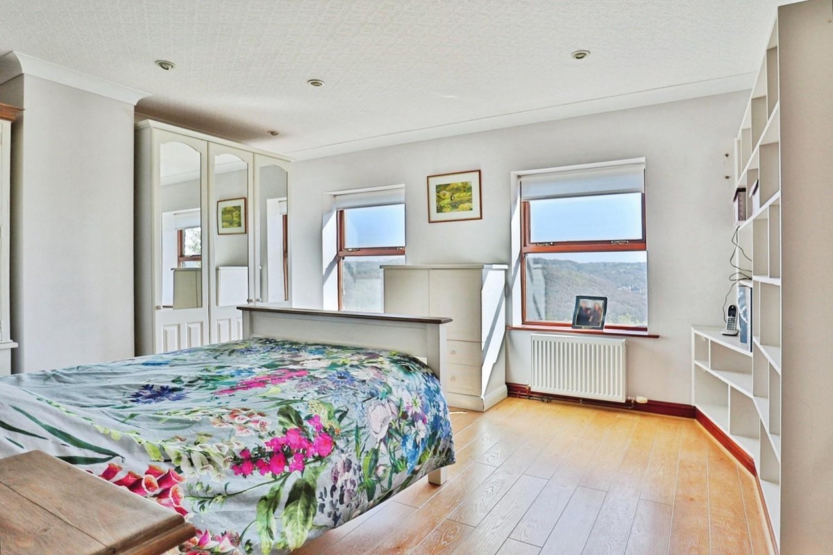 Hough Top, Pudsey, LS13 4QW