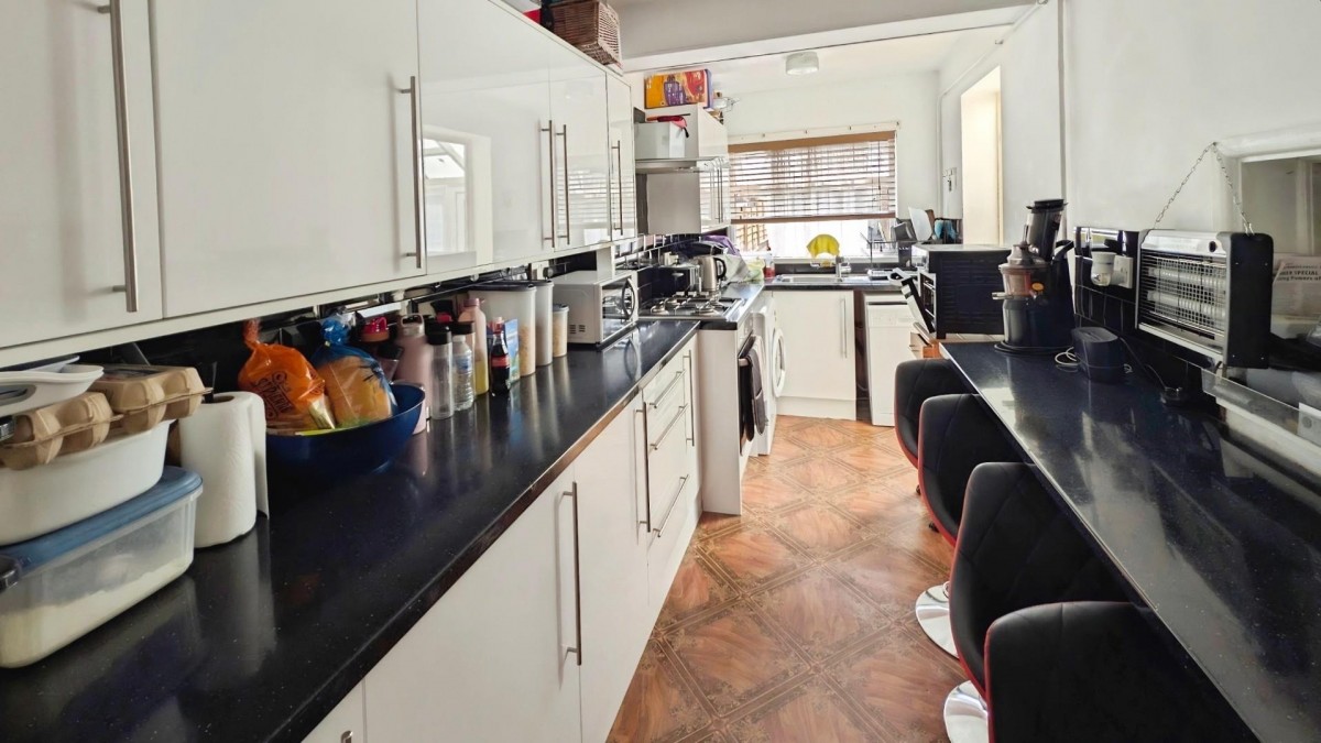 Chewton Close, Bristol