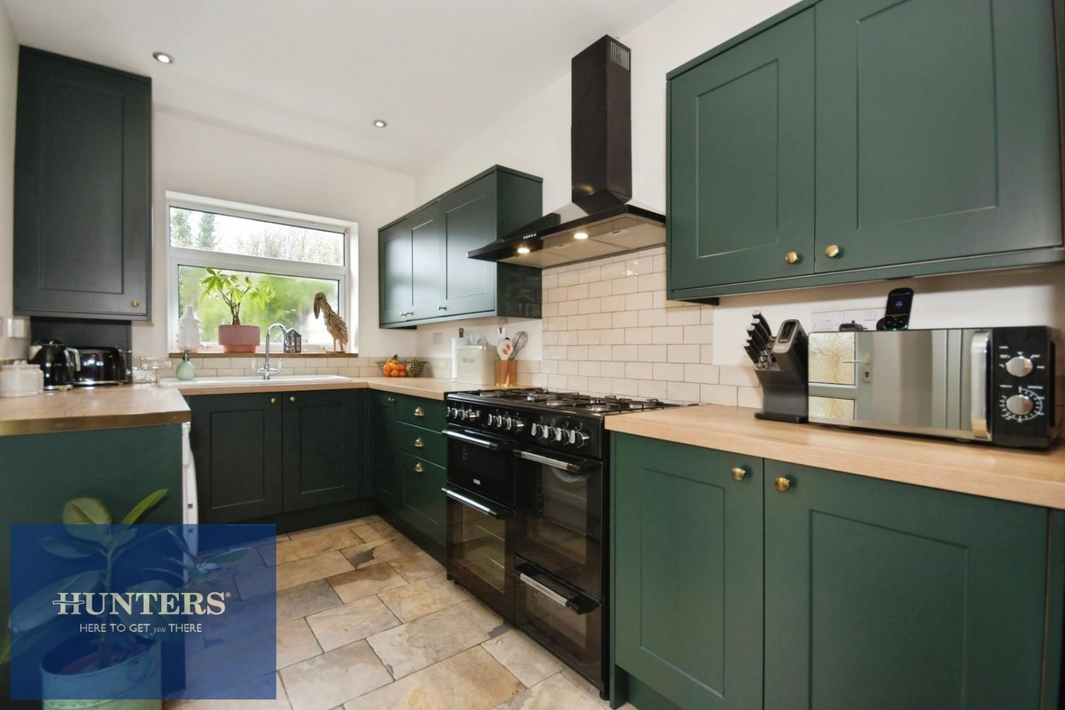 Walton Road, Walton Chesterfield, S40 3DN