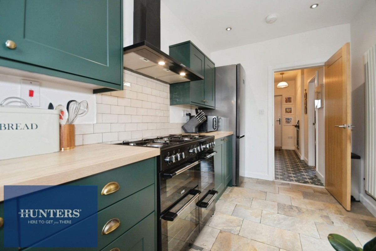 Walton Road, Walton Chesterfield, S40 3DN