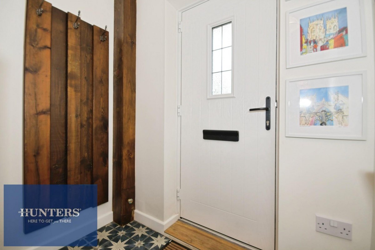 Walton Road, Walton Chesterfield, S40 3DN