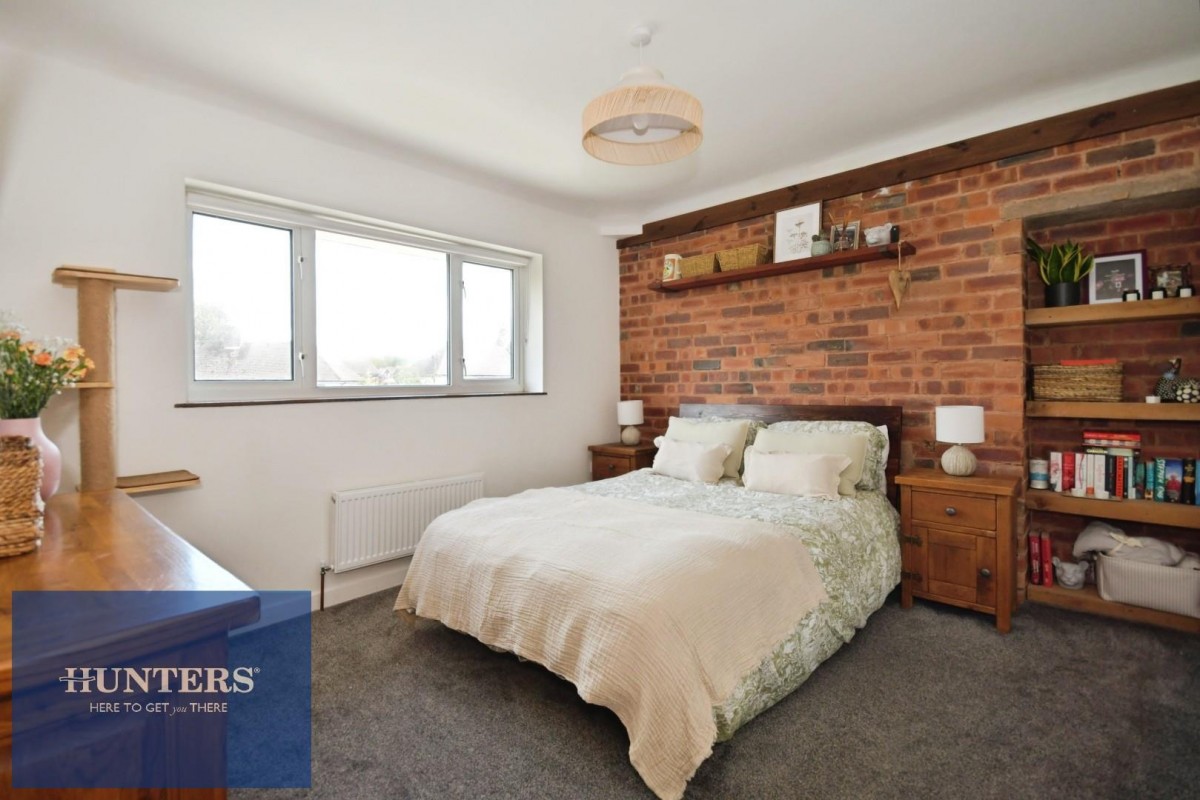 Walton Road, Walton Chesterfield, S40 3DN