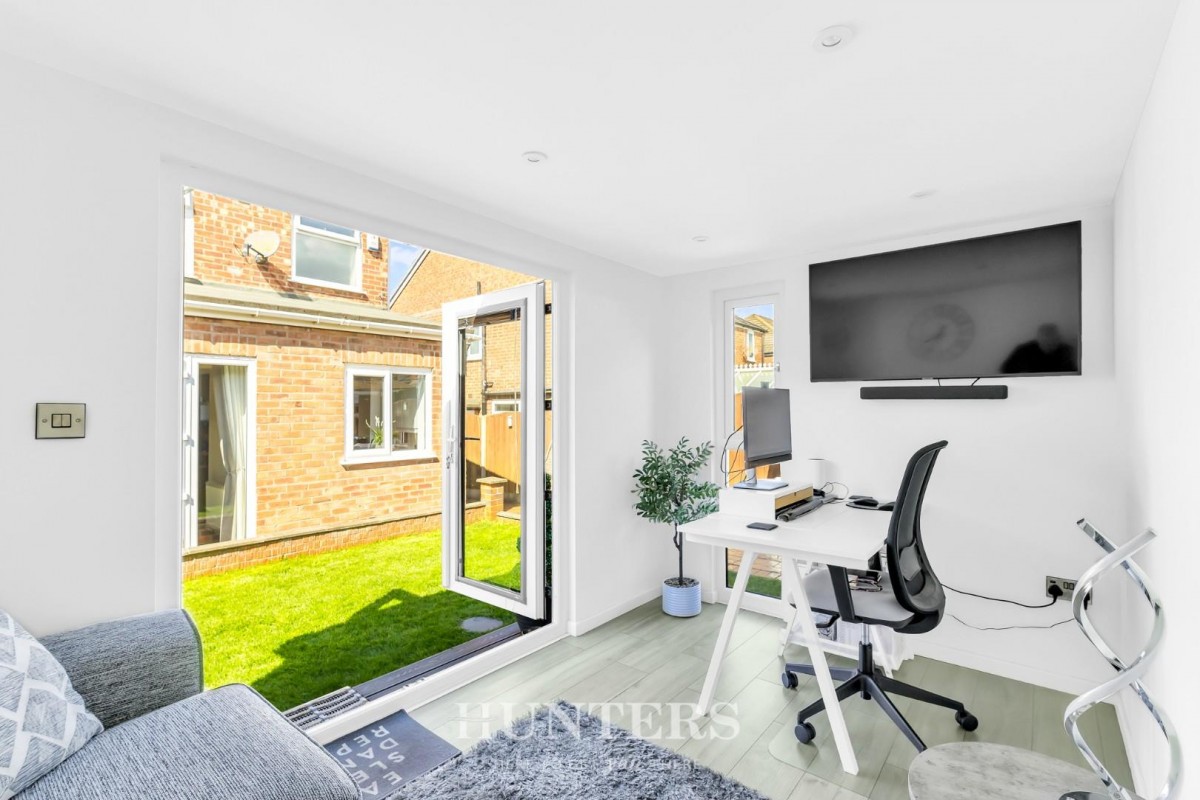 Penrhyn Avenue, Alkrington, Manchester, M24