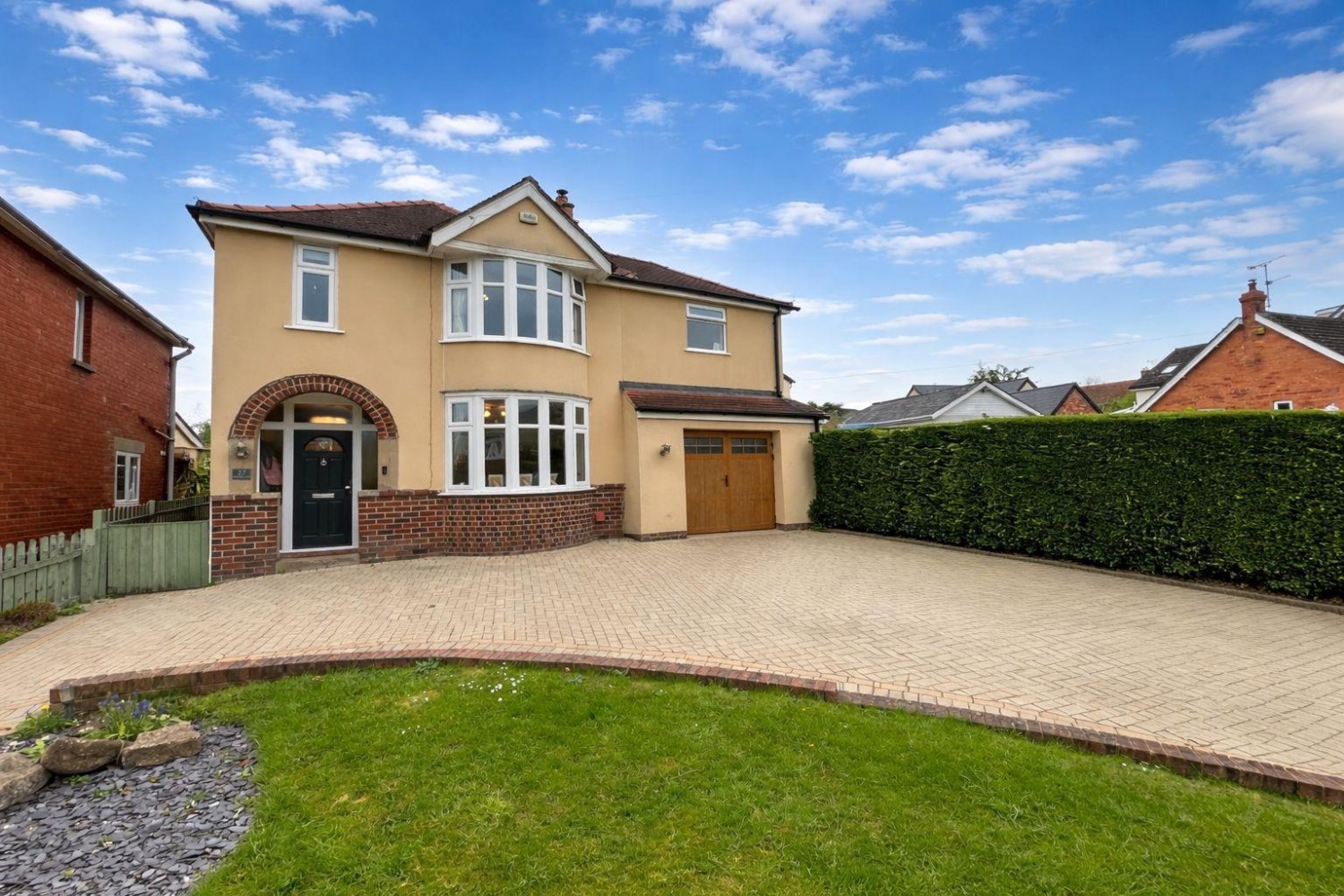 Woodend Lane , Cam, GL11 5LR