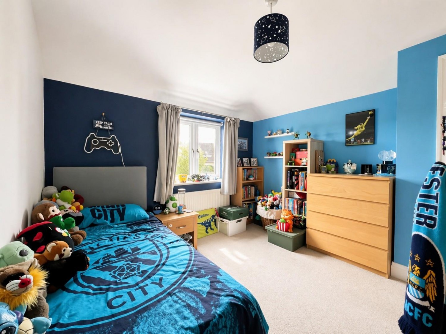 Woodend Lane , Cam, GL11 5LR