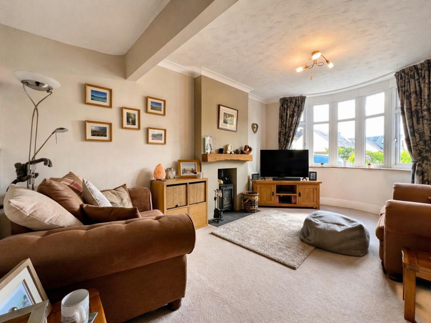 Woodend Lane , Cam, GL11 5LR