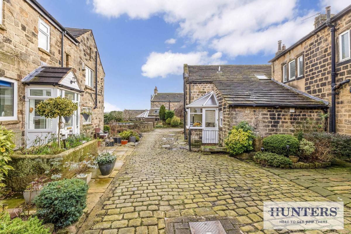 Carlton Mews, Guiseley, Leeds