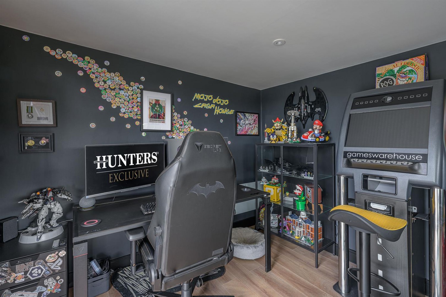 Honeytree Close, Kingswinford, DY6 8NY