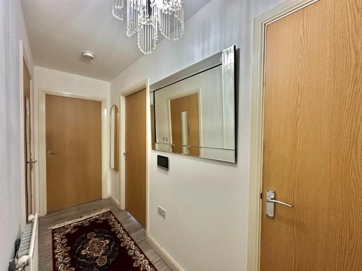 Spa House, Varcoe Gardens, Hayes, UB3 2FH