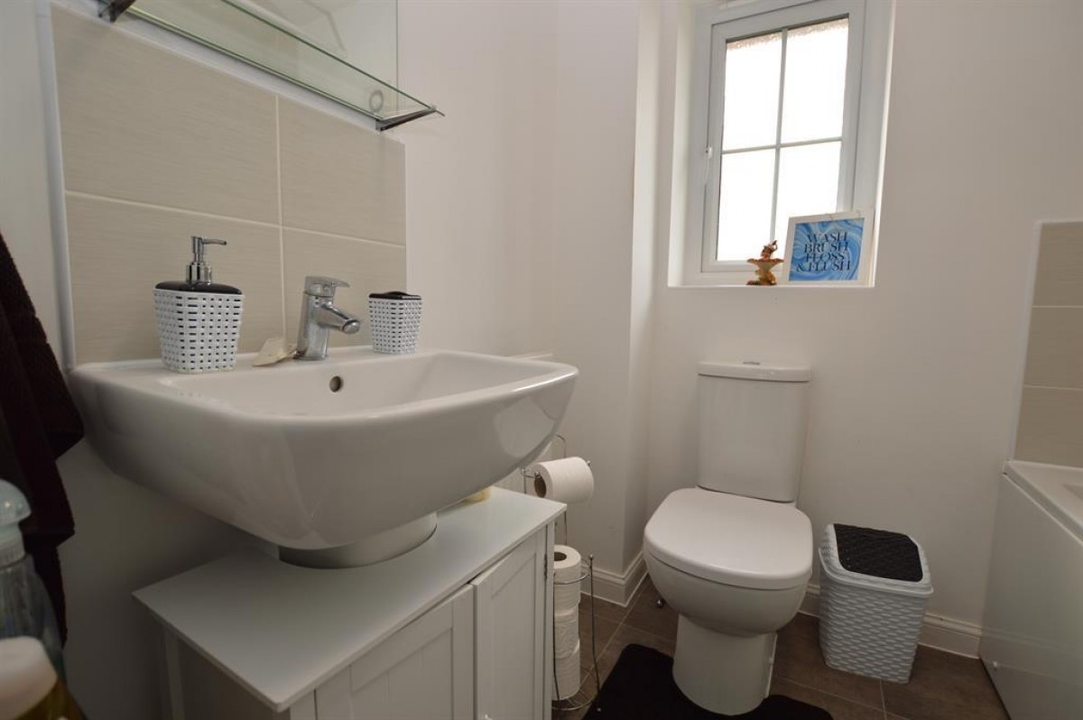 Windlass Drive, Wigston