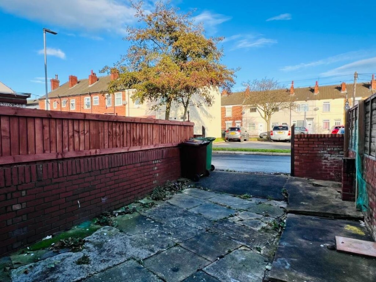 Albert Street, Featherstone