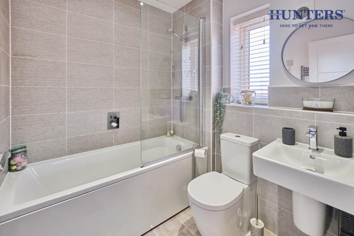 Goldfinch Drive, Streethay, Lichfield