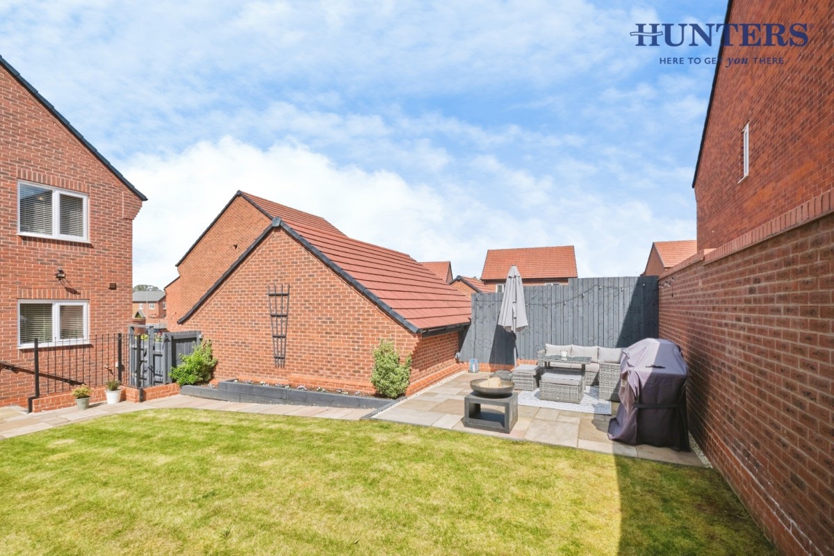 Goldfinch Drive, Streethay, Lichfield