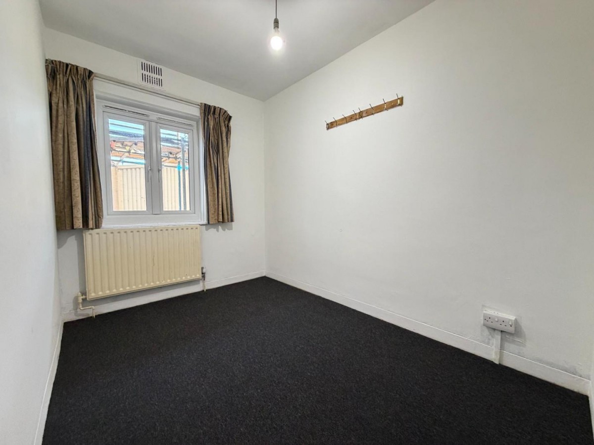 Boston Manor Road, Brentford, TW8