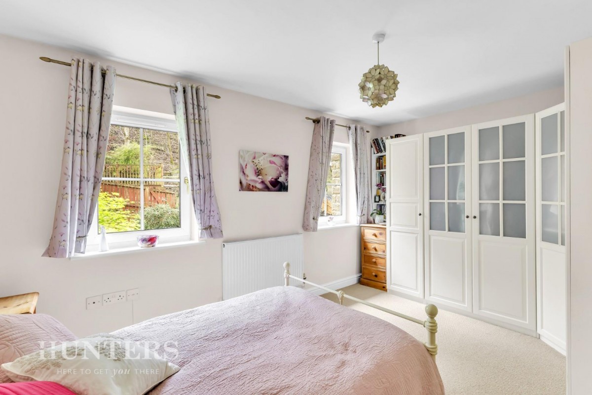 Durnlaw Close, Littleborough, OL15 0BD