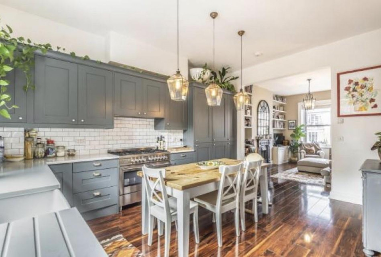 Cecile Park, London, N8