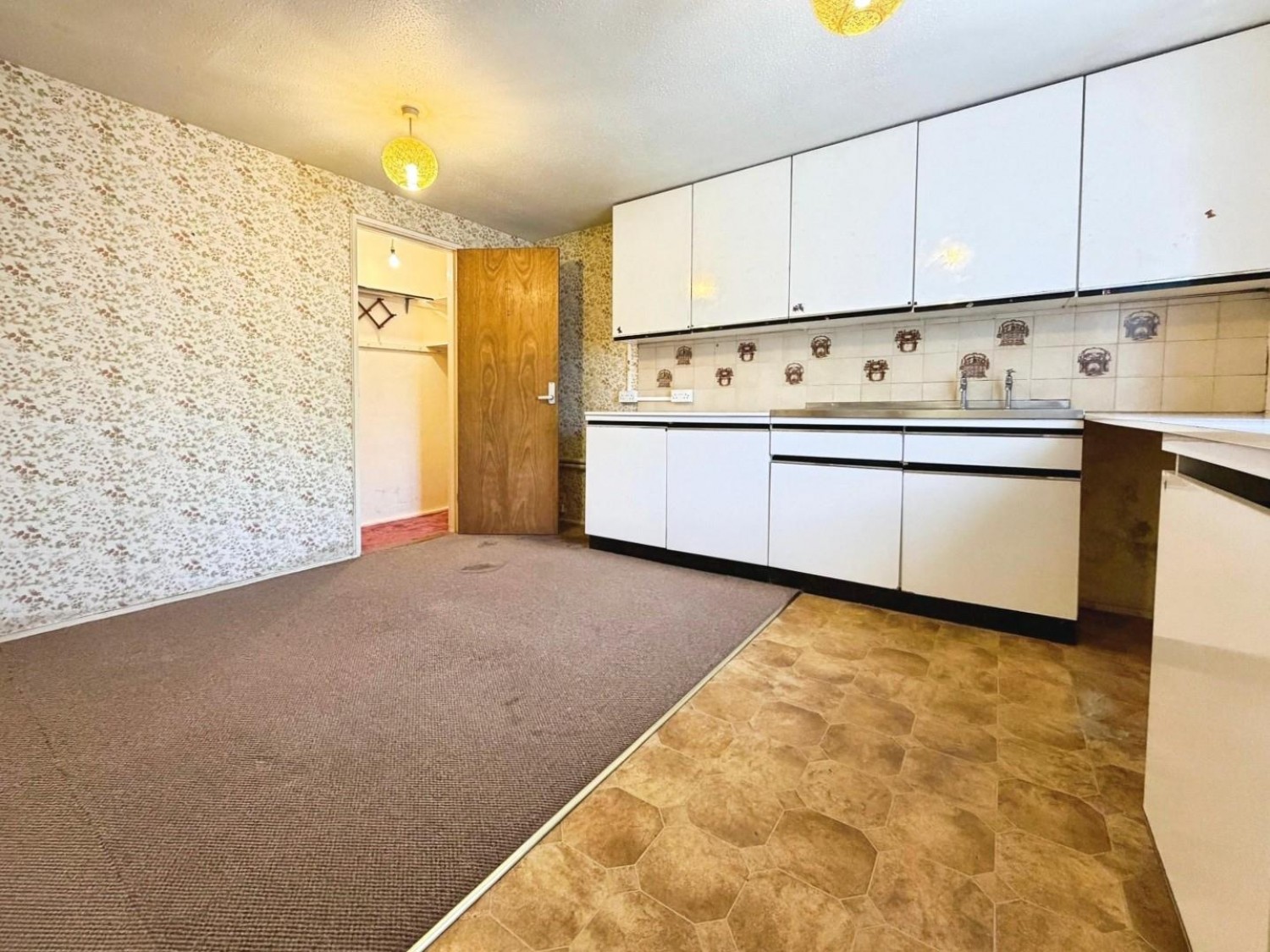 Turnberry Walk, Bristol, BS4 5DL