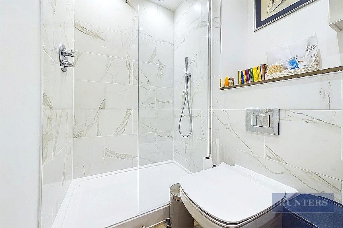 Maritime Walk 1, Ocean Village, SO14