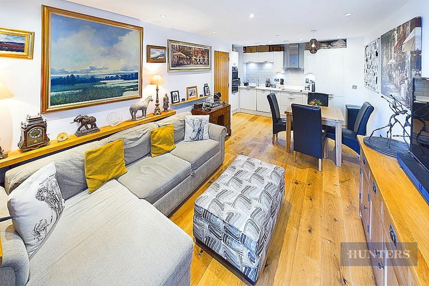 Maritime Walk 1, Ocean Village, SO14