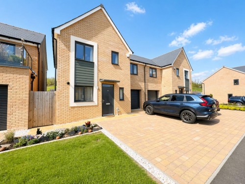 Foundry Rise, Dursley, GL11 4HJ