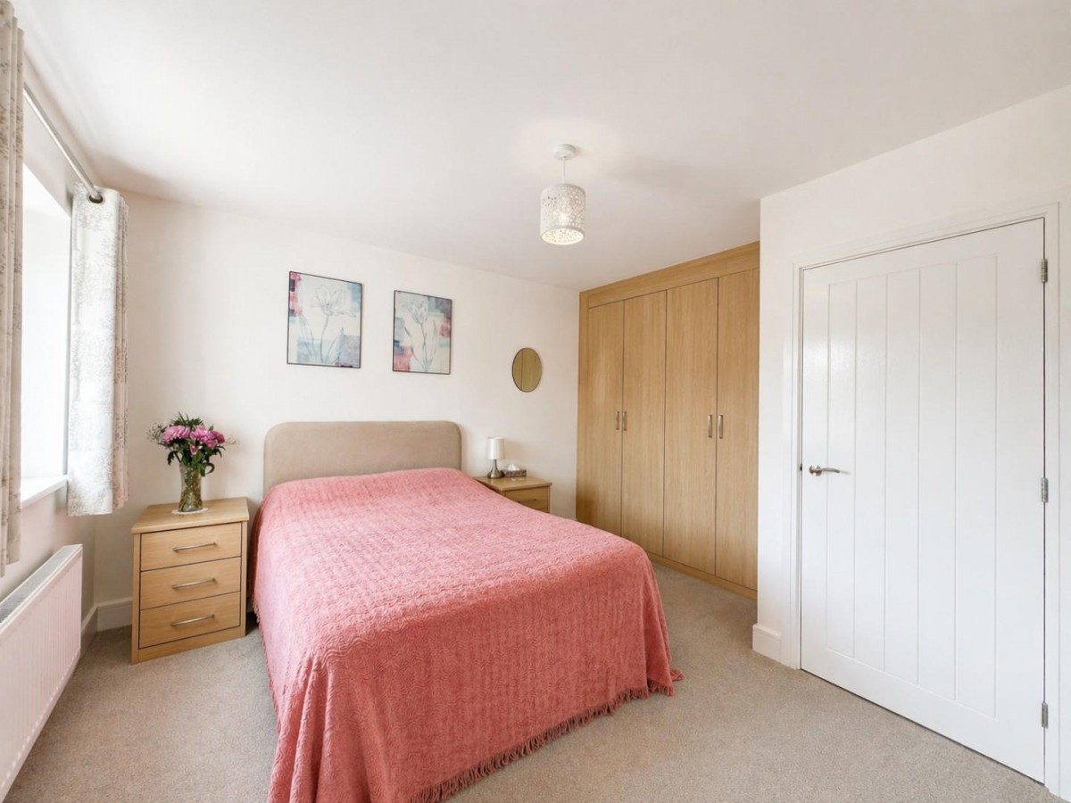 Foundry Rise, Dursley, GL11 4FE