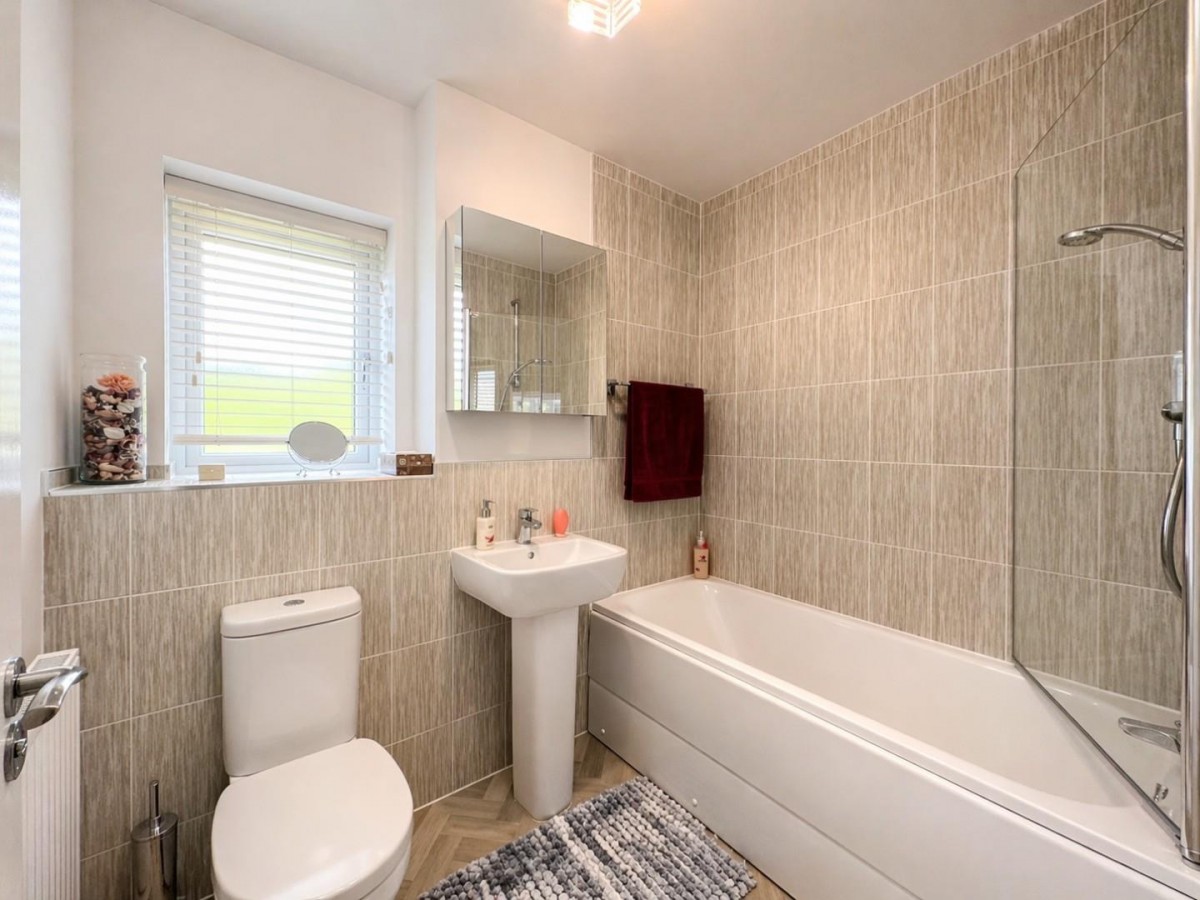 Foundry Rise, Dursley, GL11 4FE