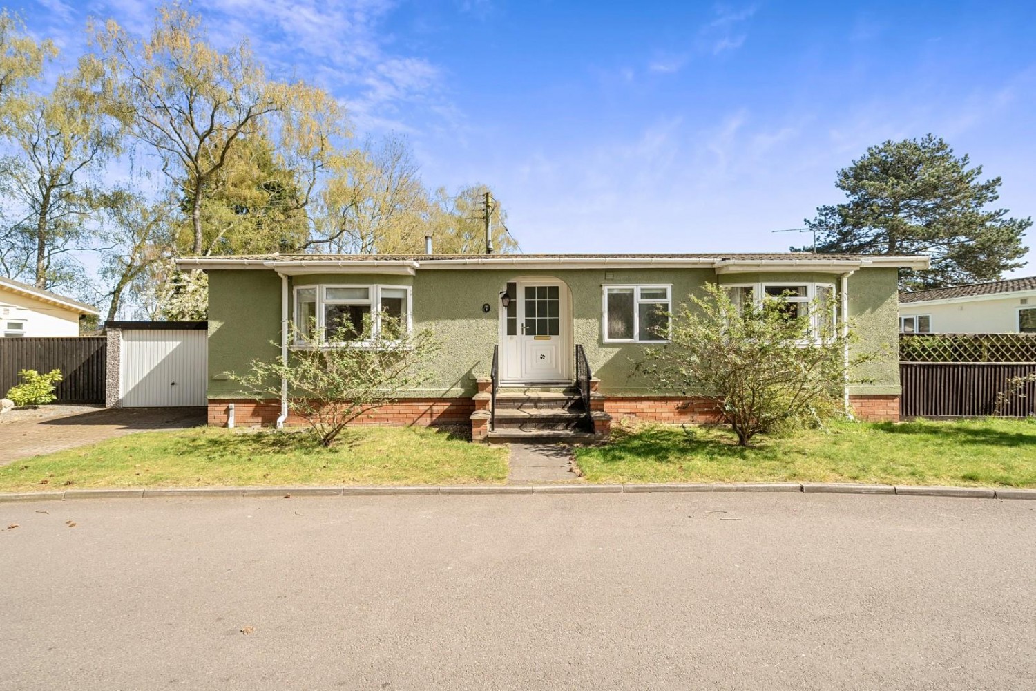 Oaklands Park, Roughton Moor, Woodhall Spa