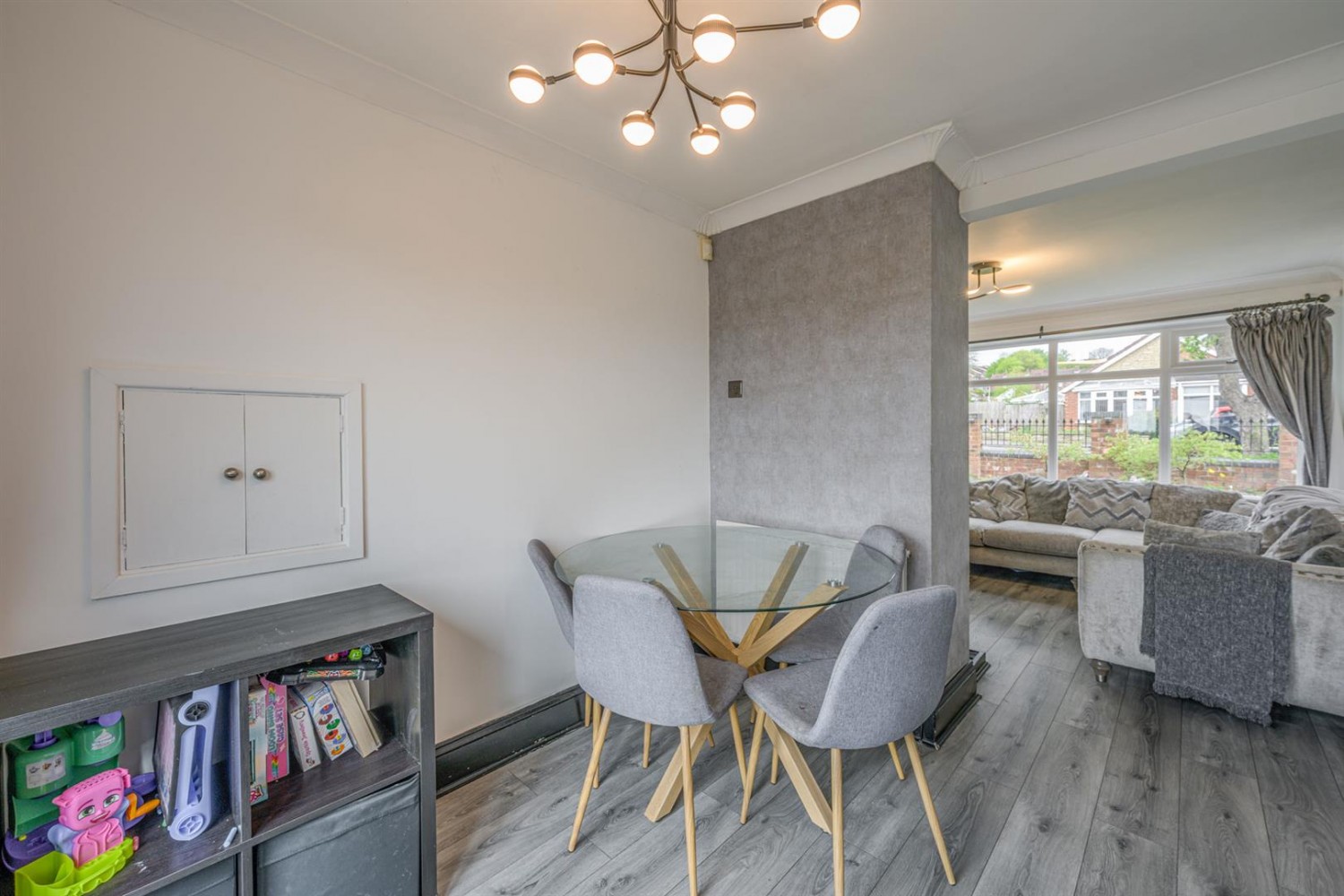 Granville Drive, Kingswinford, DY6 8LH