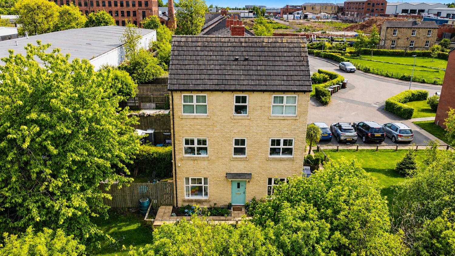 Holts Crest Way, Armley