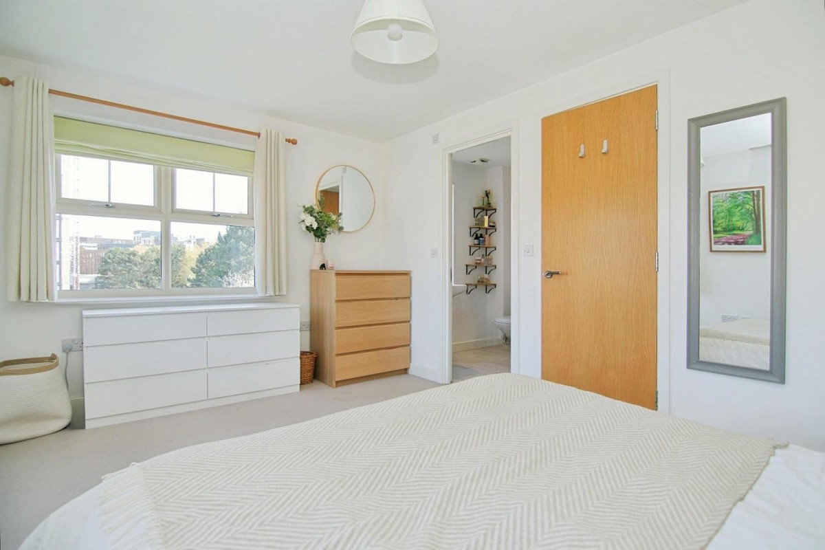 Holts Crest Way, Armley