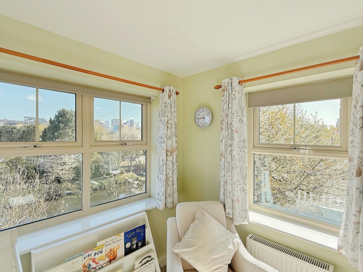 Holts Crest Way, Armley