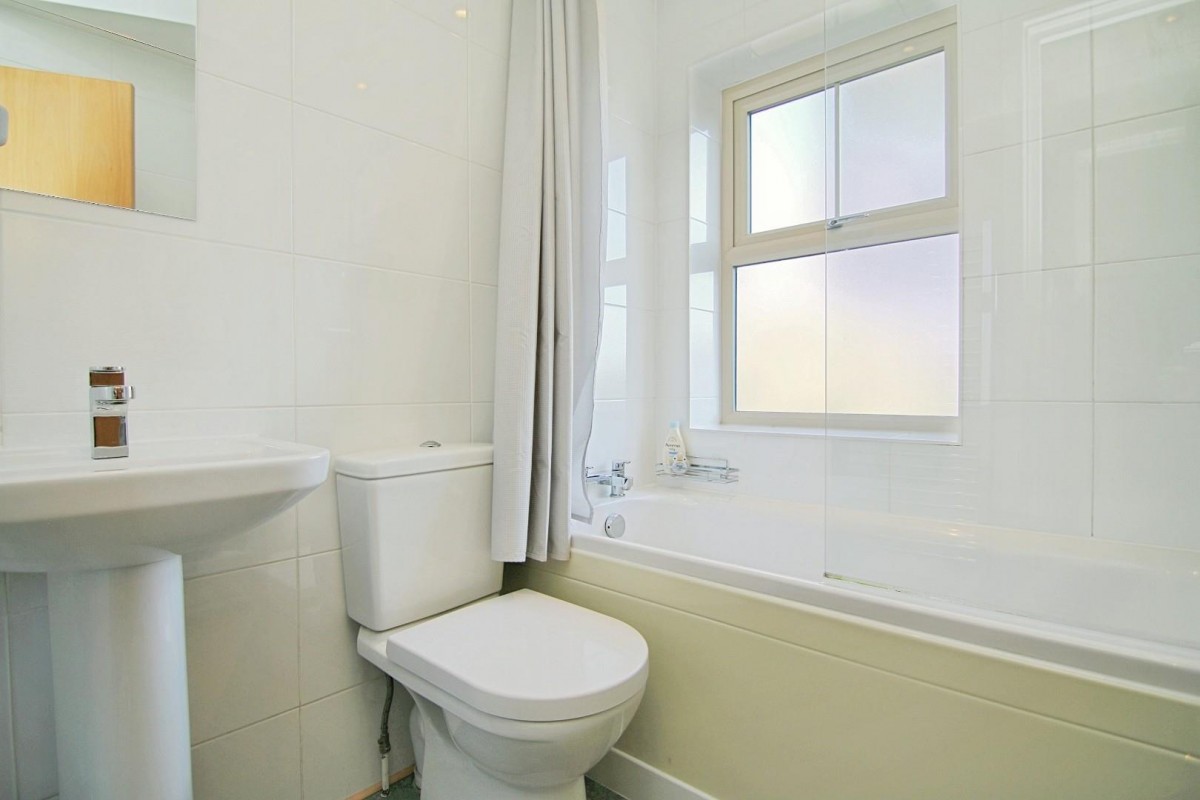 Holts Crest Way, Armley