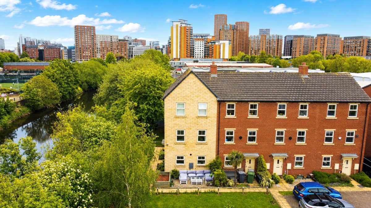 Holts Crest Way, Armley