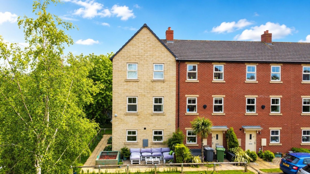 Holts Crest Way, Armley