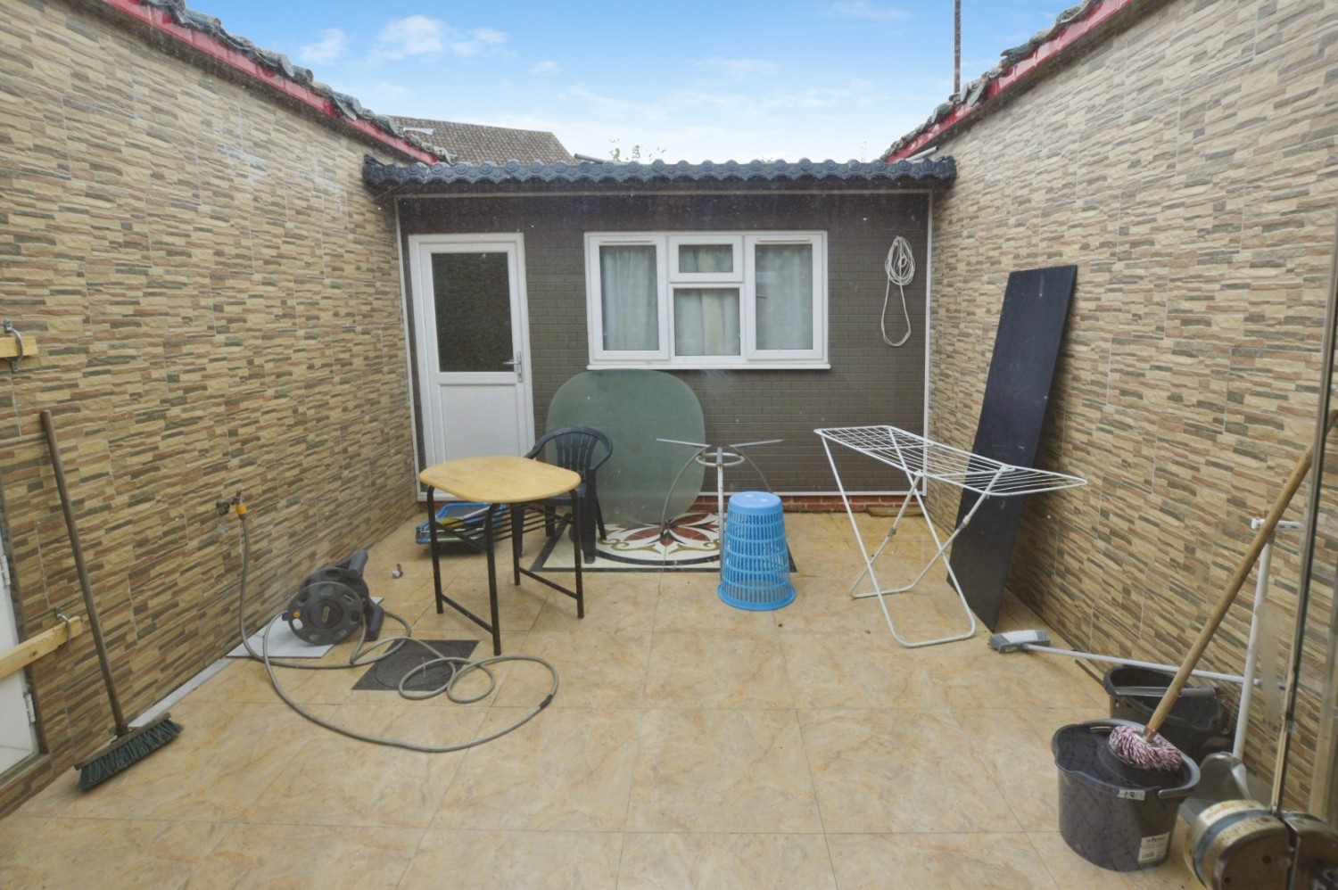 Falcon Street, London