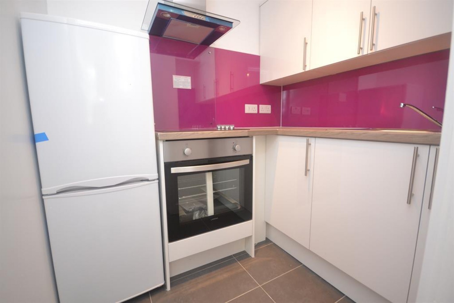 London Road, Reading, Berkshire