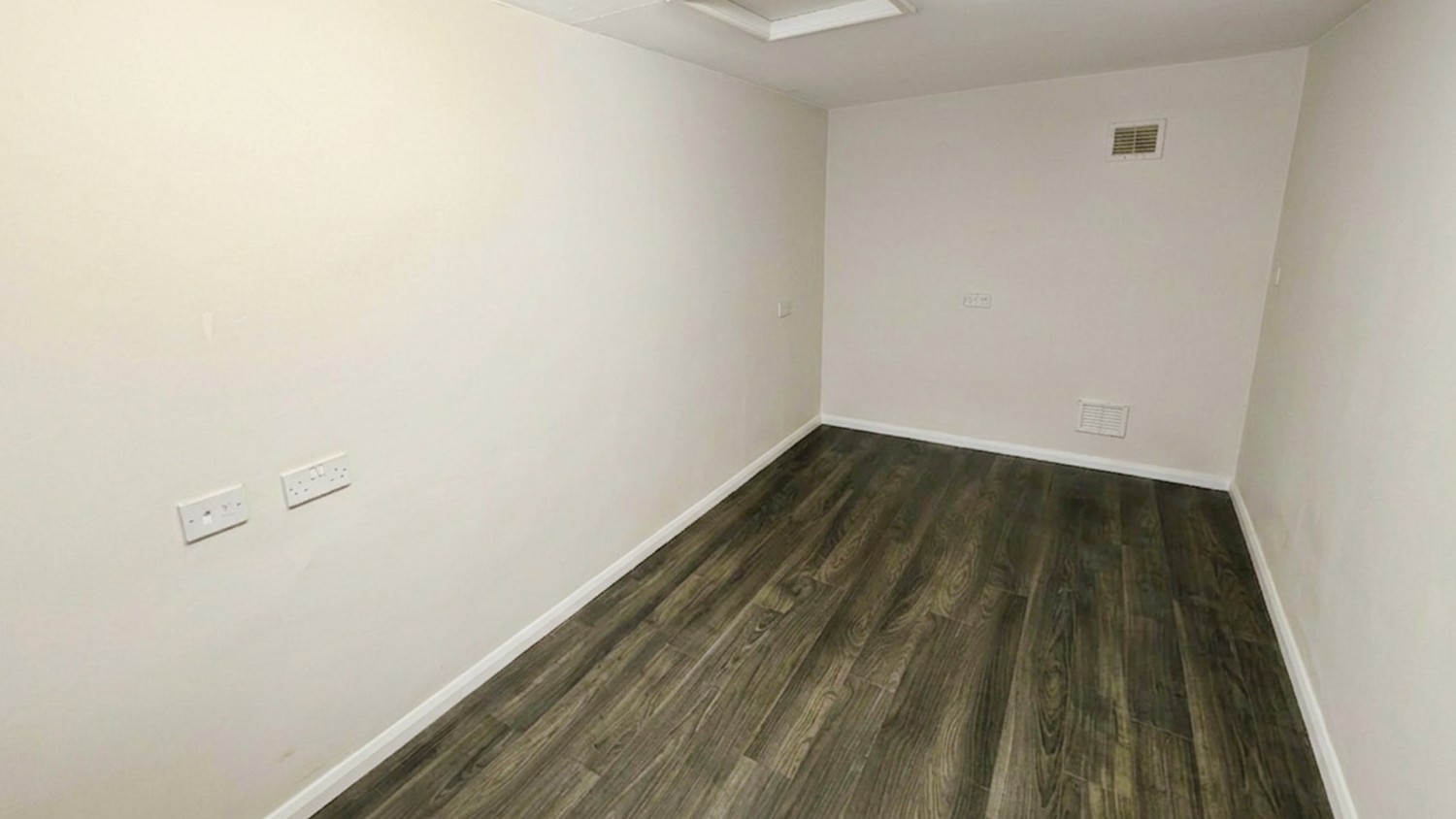 Stirling Close, Yate, Bristol