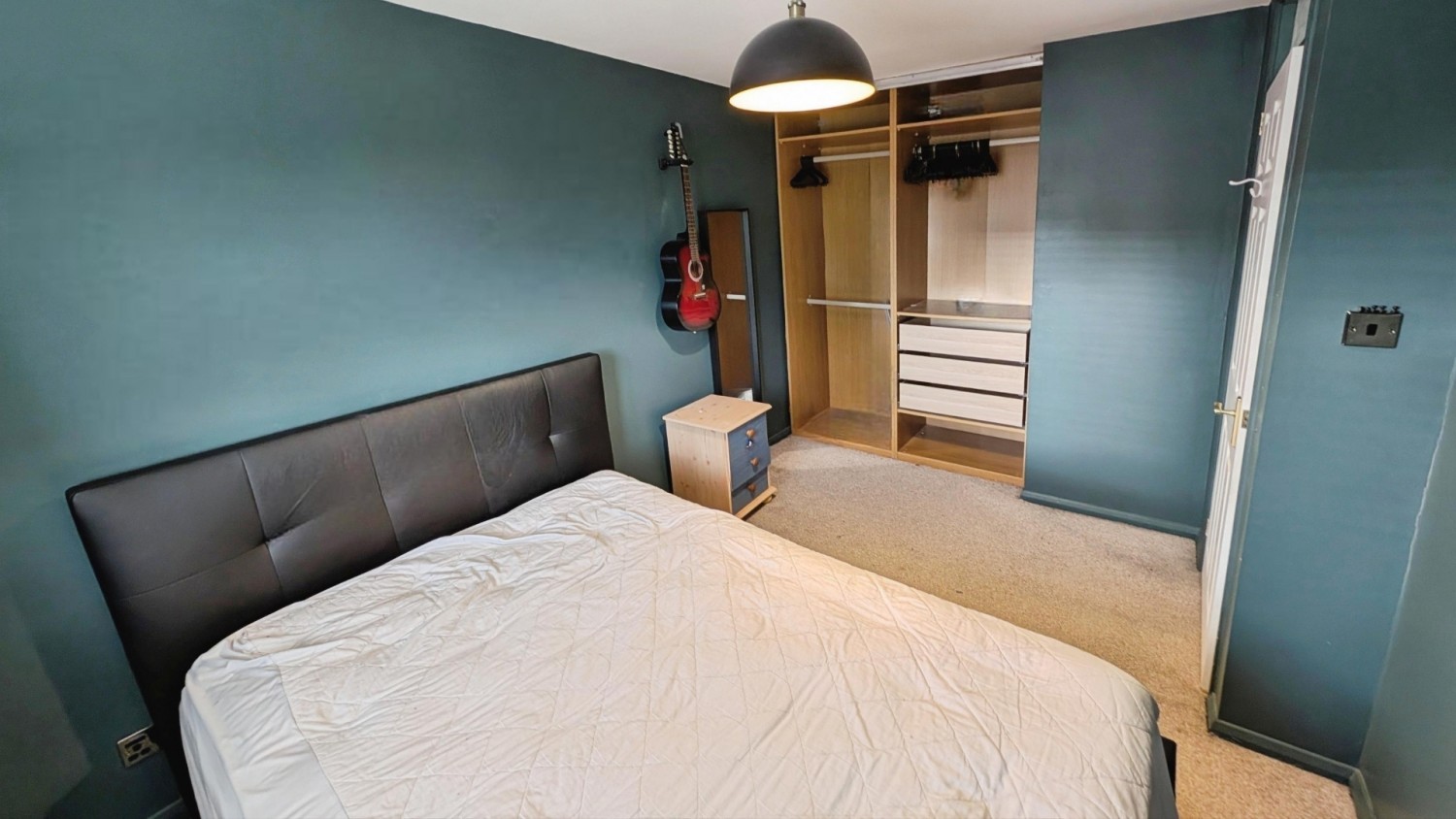 Stirling Close, Yate, Bristol