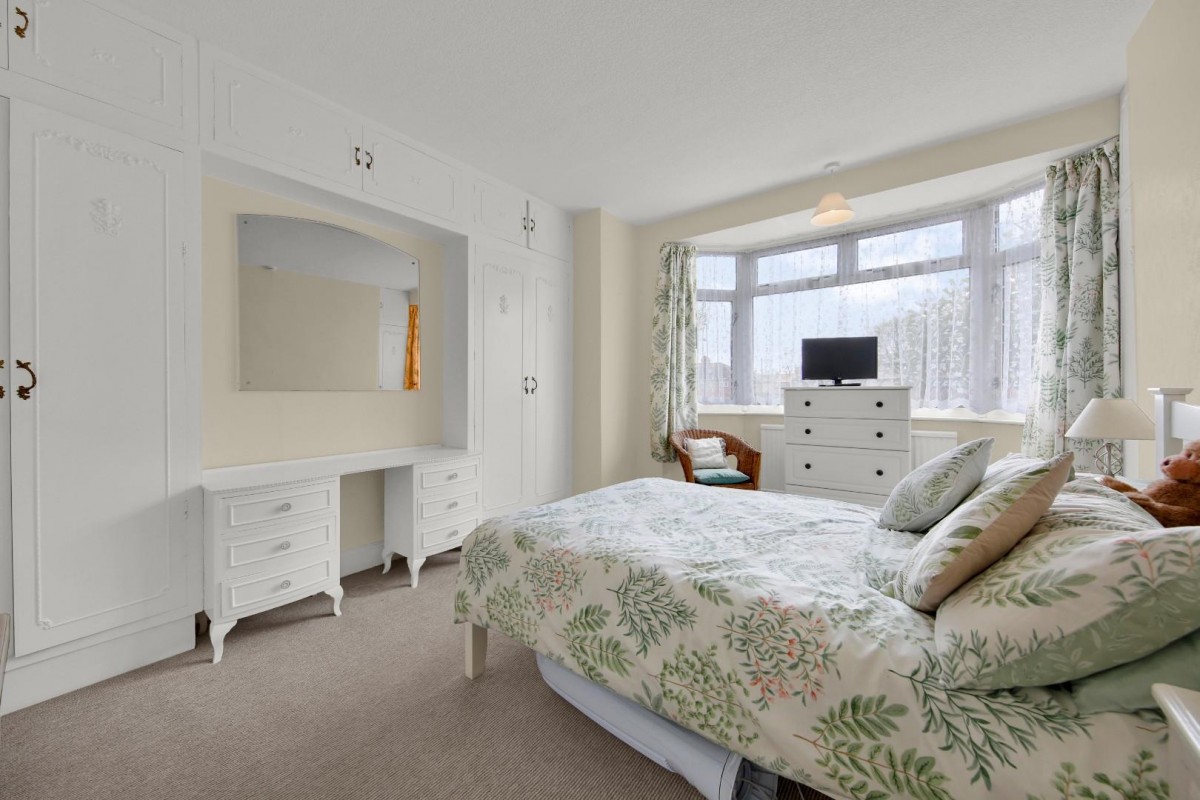 Cecil Road, Chadwell Heath, RM6