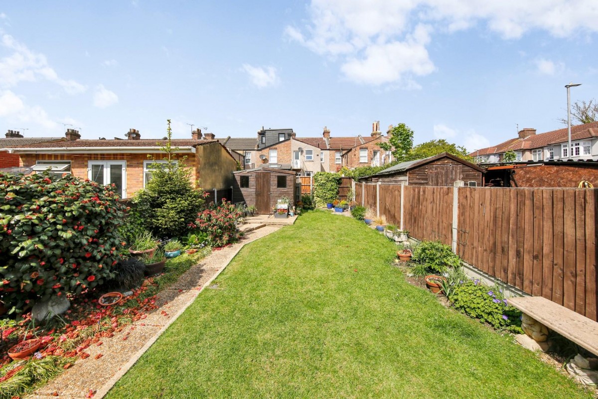 Cecil Road, Chadwell Heath, RM6