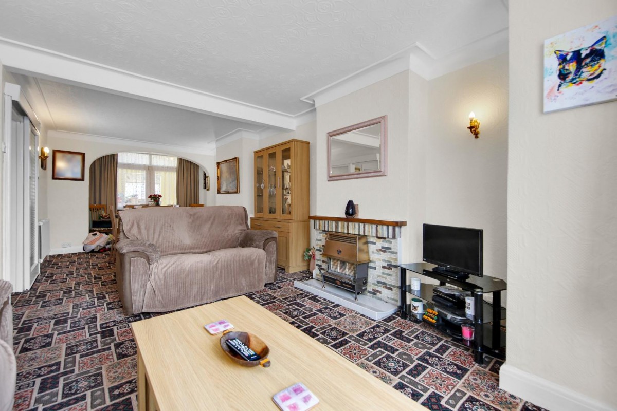 Cecil Road, Chadwell Heath, RM6