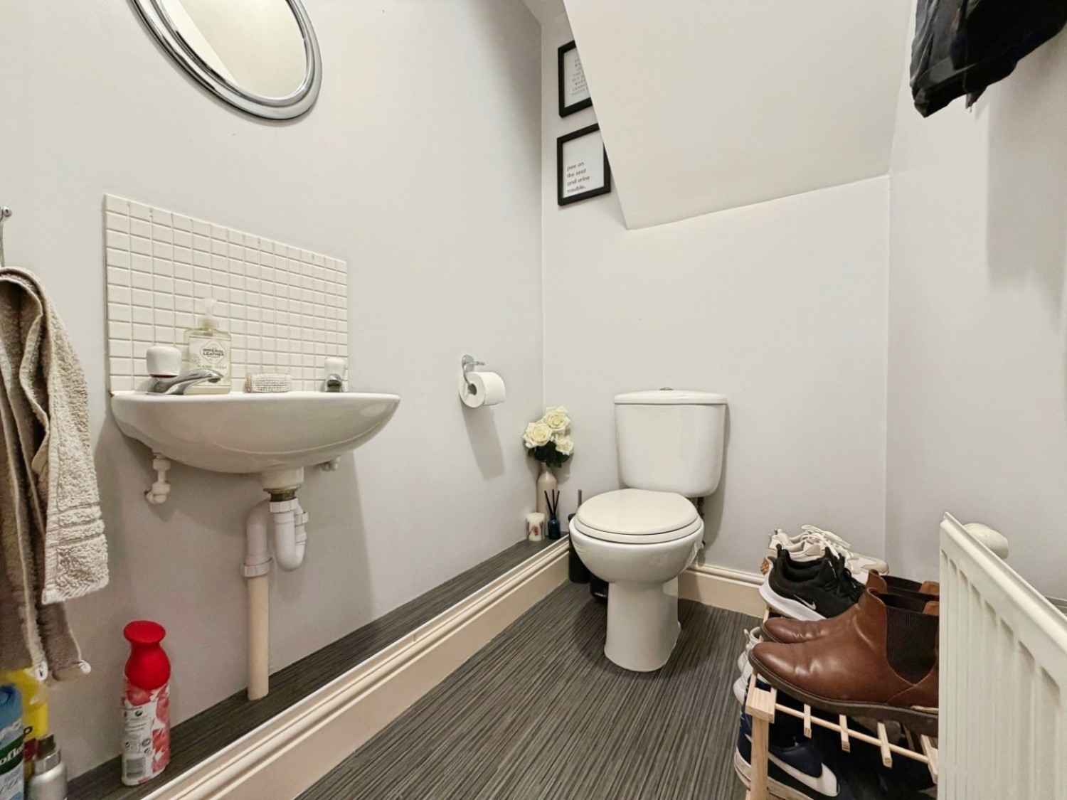 Guernsey Way, Kennington, Ashford