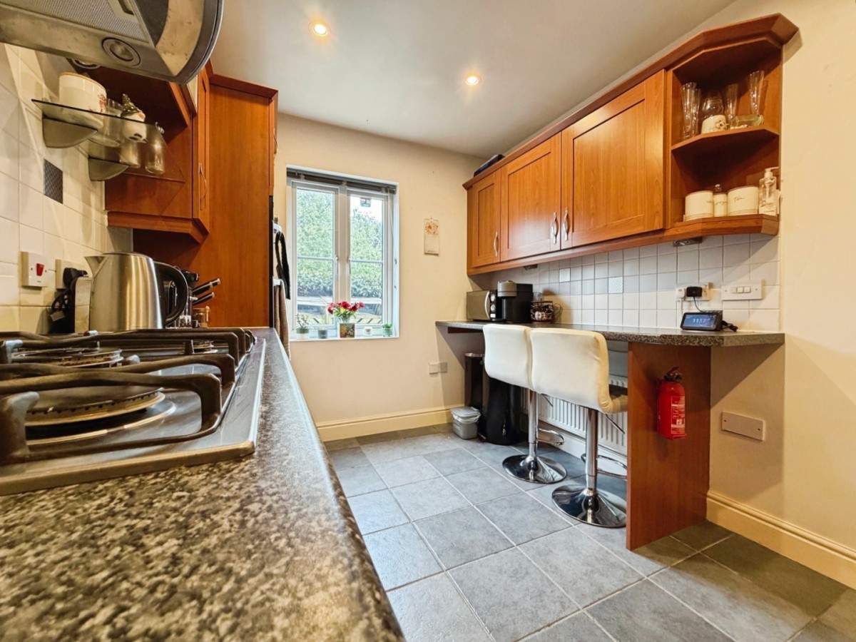 Guernsey Way, Kennington, Ashford