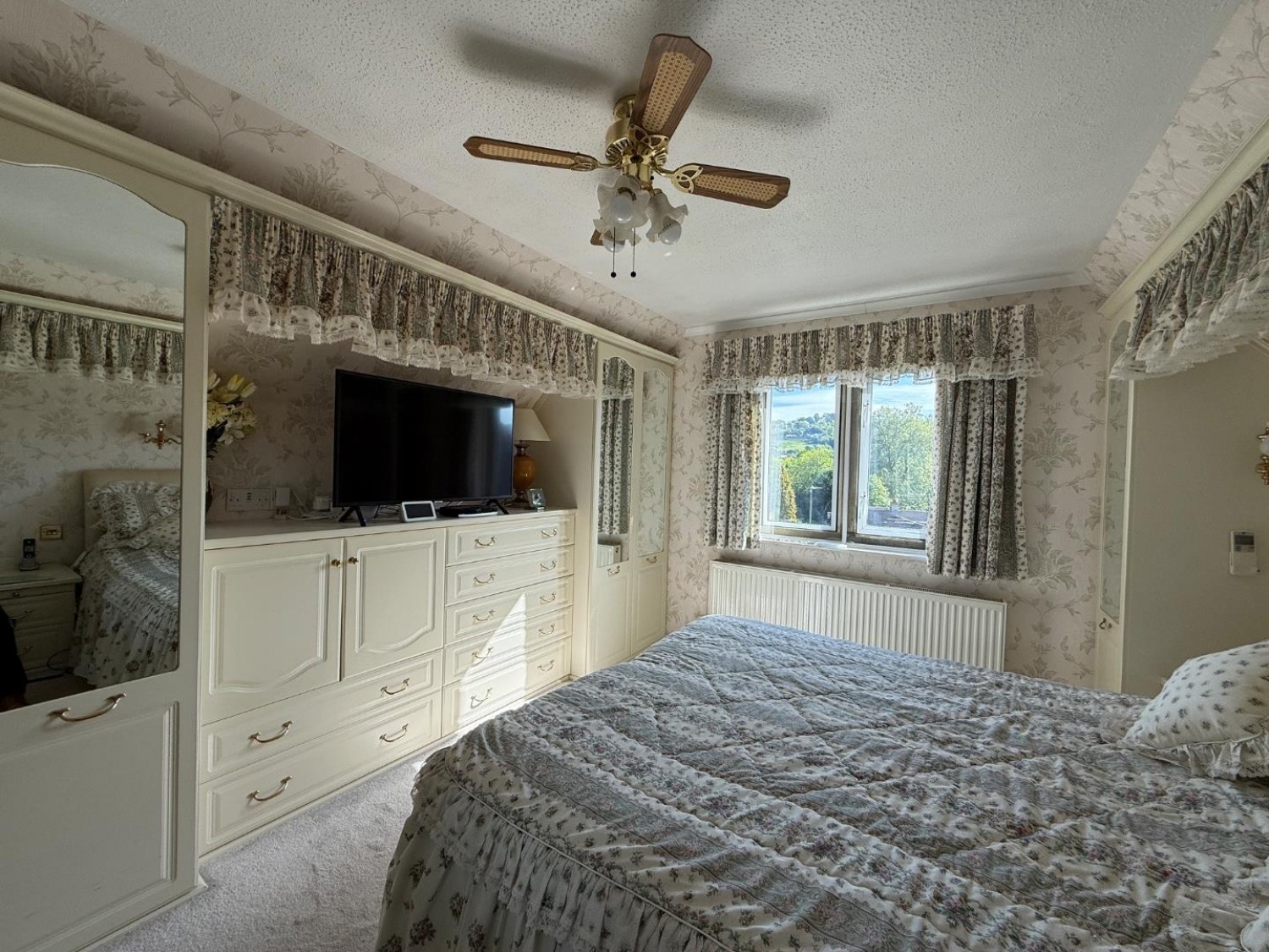 Lawns Park, North Woodchester, Stroud