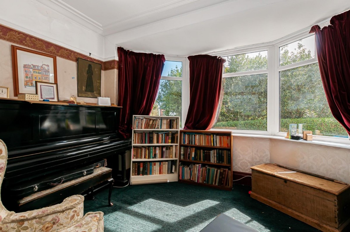 Molescroft Road, Beverley, HU17 7EG